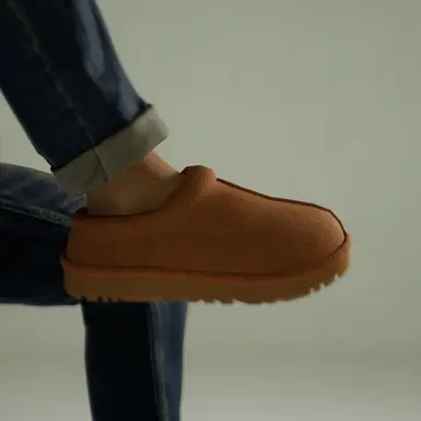 UGG 拖鞋