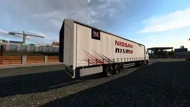 日产尼桑赛车拖车