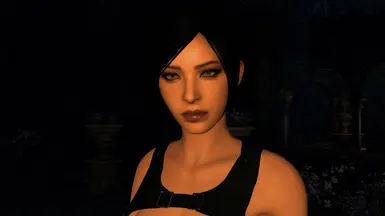 Ada的妆容