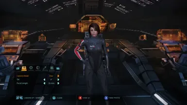 Femshep(LE1)的女性待机动画