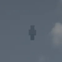 被诅咒的天空之下