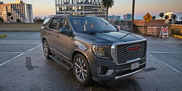 2023 GMC Yukon Denali