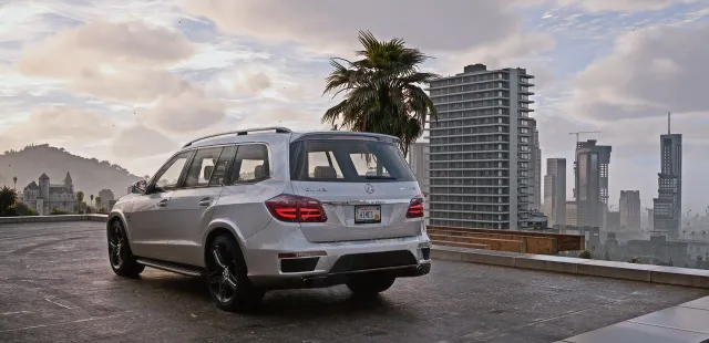 梅赛德斯-奔驰 GL63 AMG