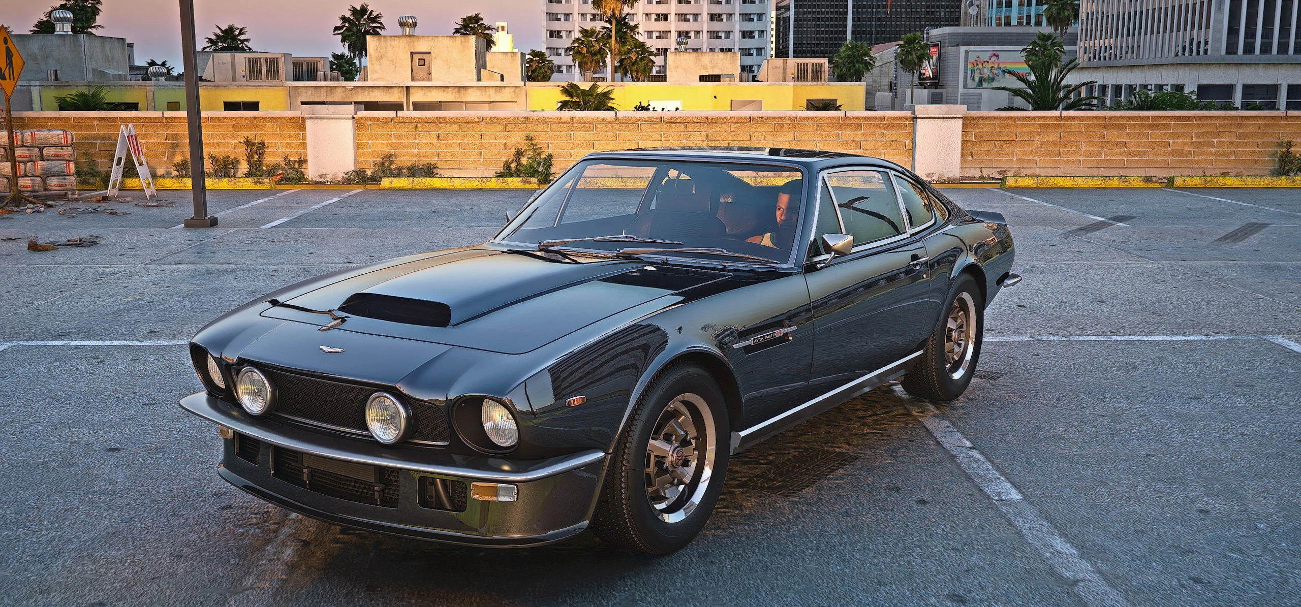 阿斯顿·马丁 V8 Vantage 1977
